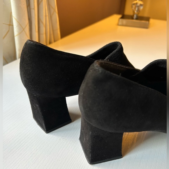 EUC designer Stuart Weitzman Black Suede block heels Sz 7 - Picture 5 of 11